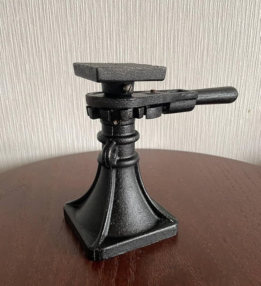 Amazon.co.jp: 品 豆ジャッキ 建設ジャッキ 高さ14.5cm 手動式